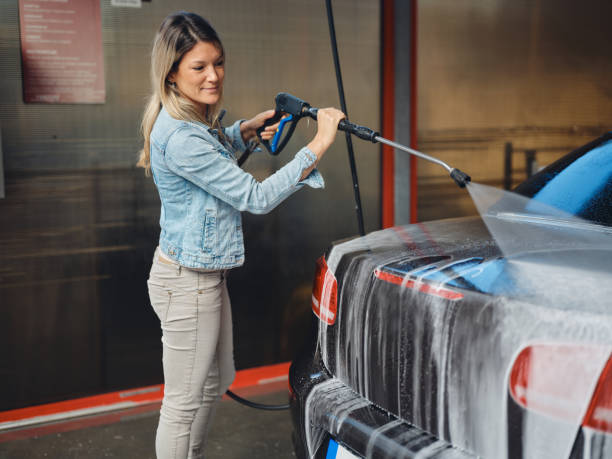 Why Choose Our Certified Pressure Washing Experts for Your Project Needs in Evergreen, AL?